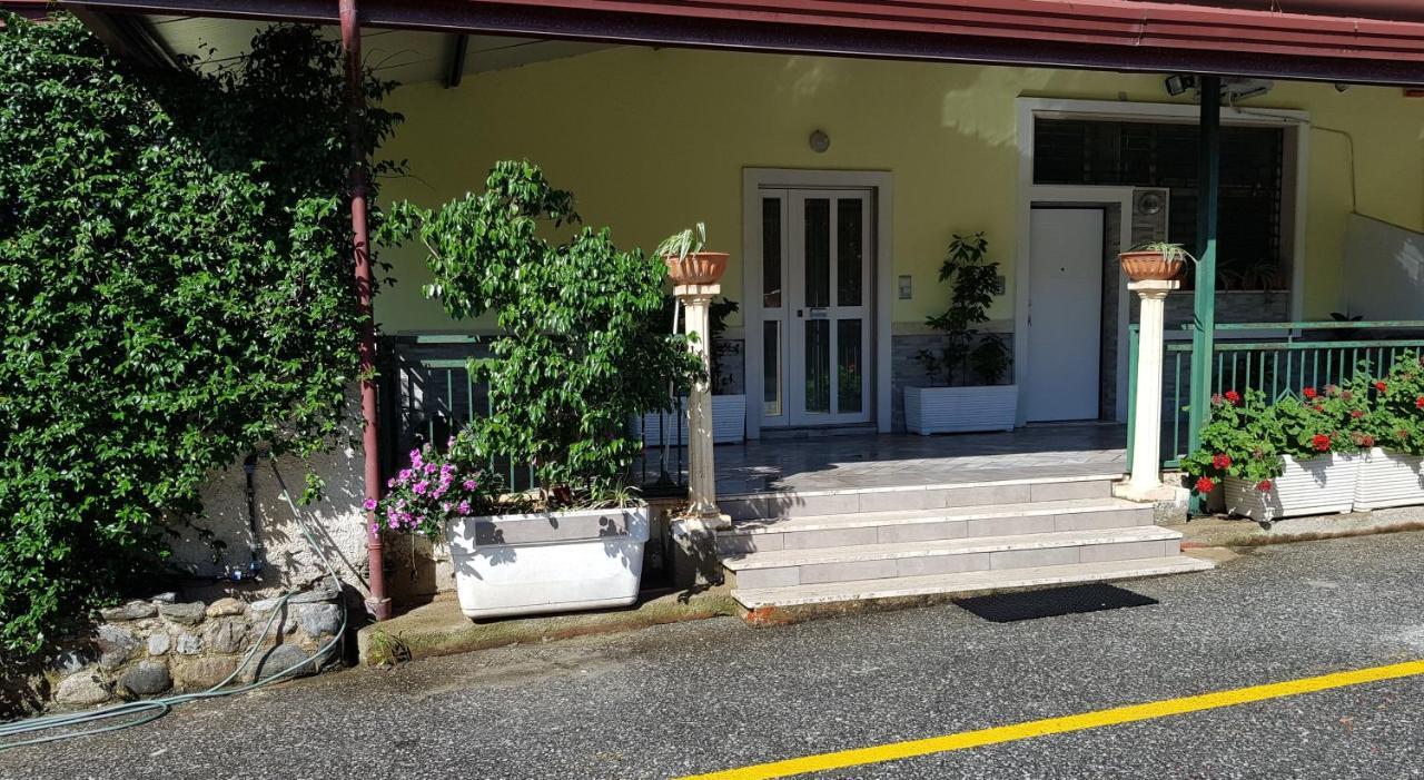Modern Apt Reventino - Le Lincelle, Lamezia SantʼEufemia Lamezia Buitenkant foto