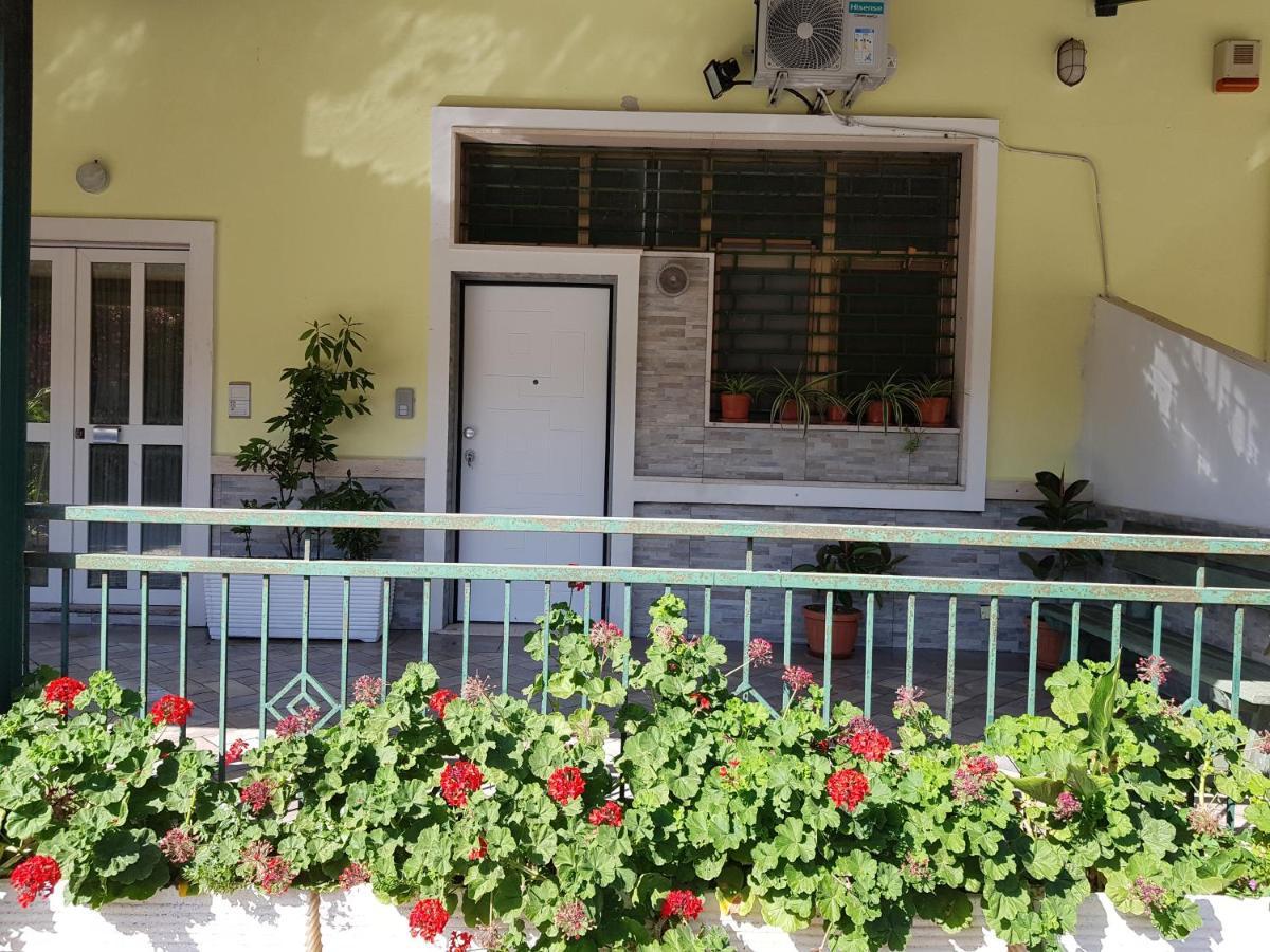 Modern Apt Reventino - Le Lincelle, Lamezia SantʼEufemia Lamezia Buitenkant foto