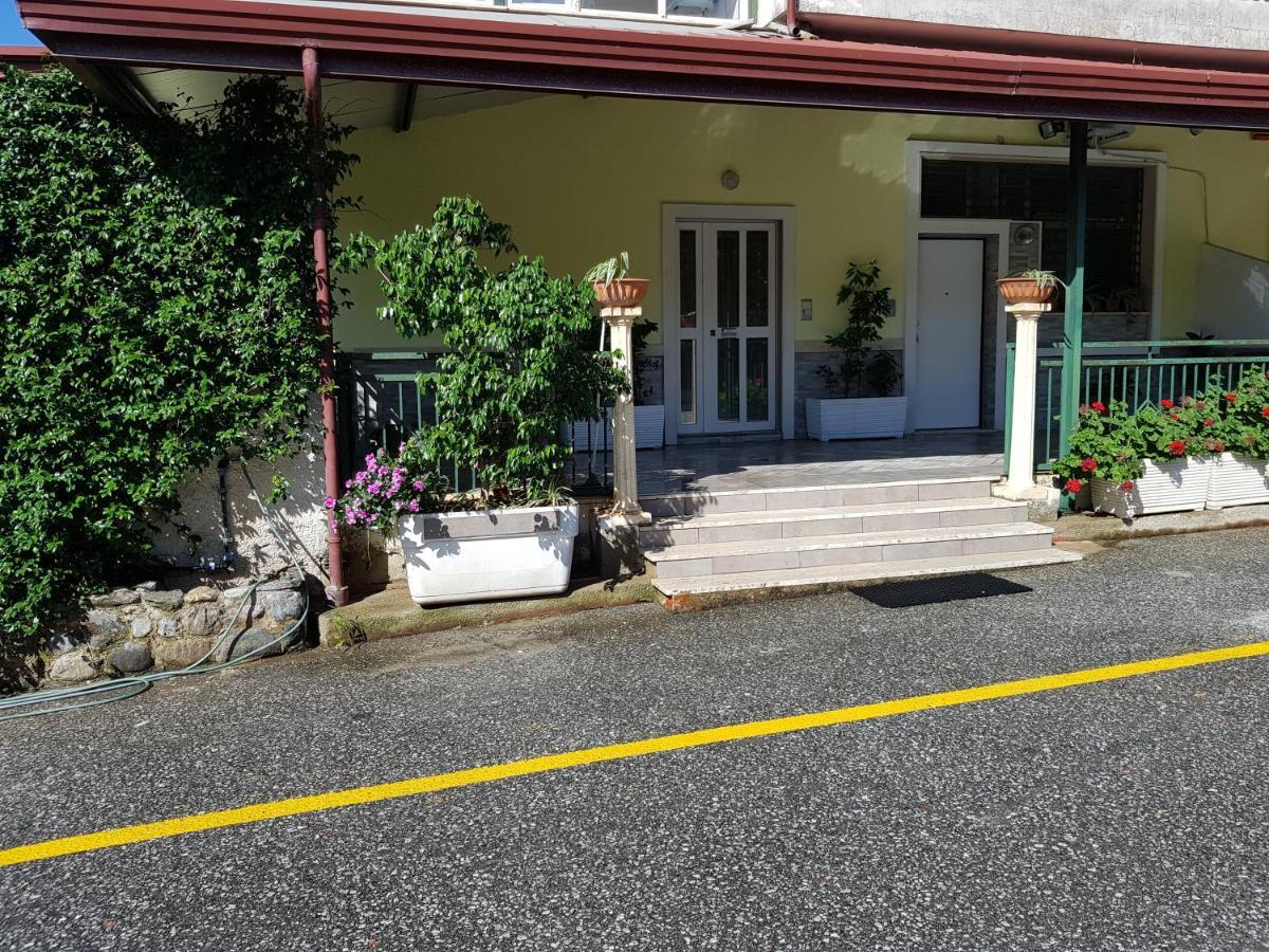 Modern Apt Reventino - Le Lincelle, Lamezia SantʼEufemia Lamezia Buitenkant foto