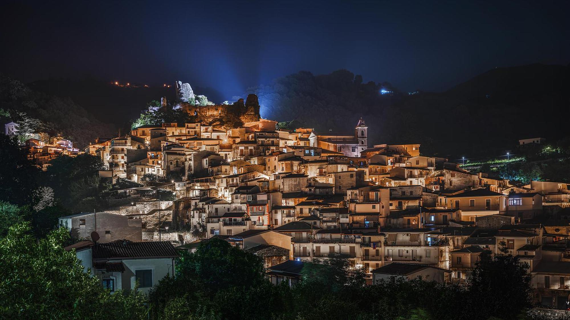 Modern Apt Reventino - Le Lincelle, Lamezia SantʼEufemia Lamezia Buitenkant foto